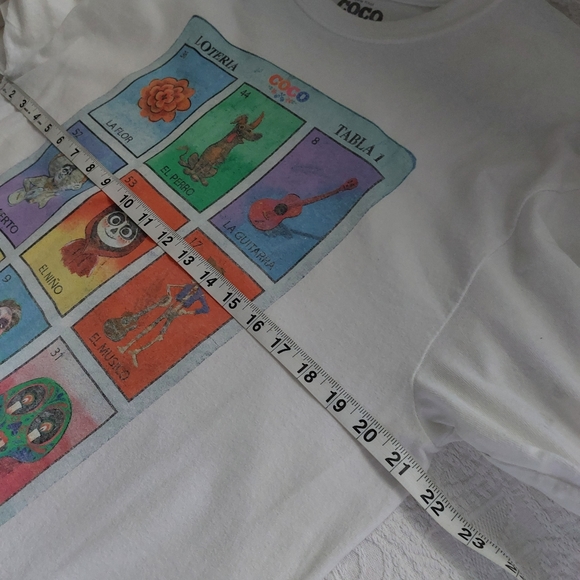 DISNEY PIXAR COCO SWEATSHIRT ANIMATED CAST/ DIA DE LOS MUERTOS - Picture 9 of 11